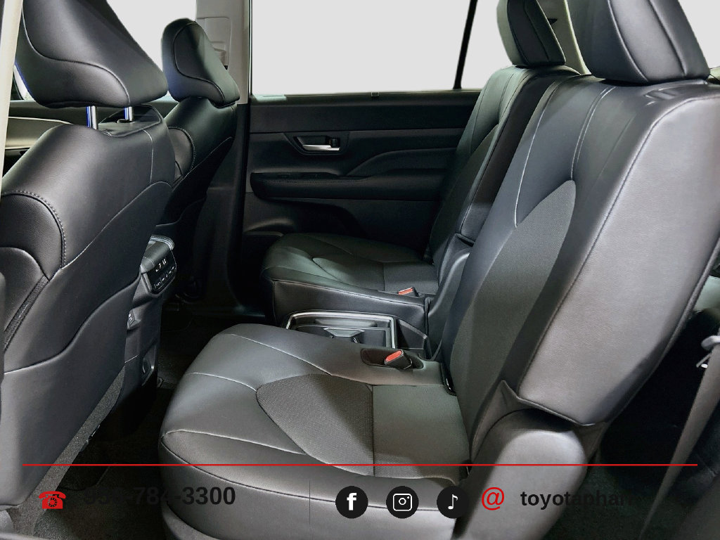 New 2026 Toyota Grand Highlander AWD image 23