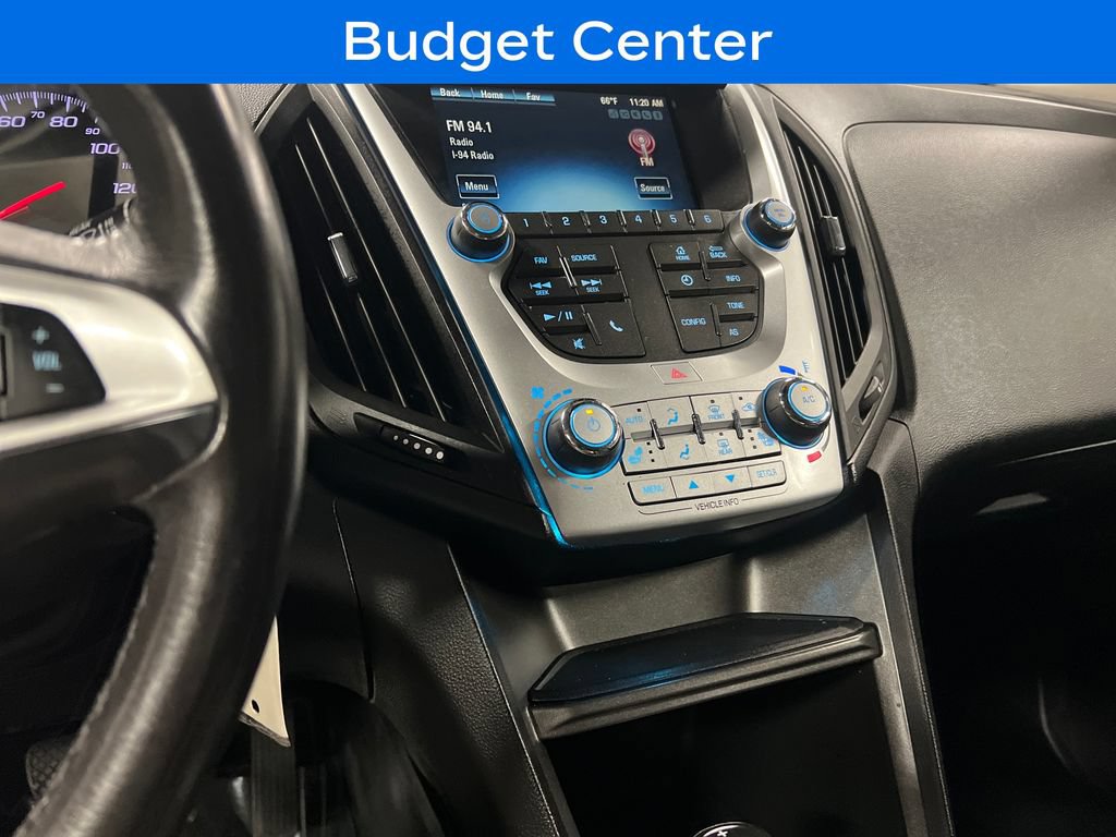 Used 2017 Chevrolet Equinox Premier w/ Enhanced Convenience Package FWD image 21