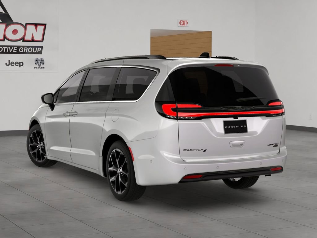New 2026 Chrysler Pacifica Limited image 4