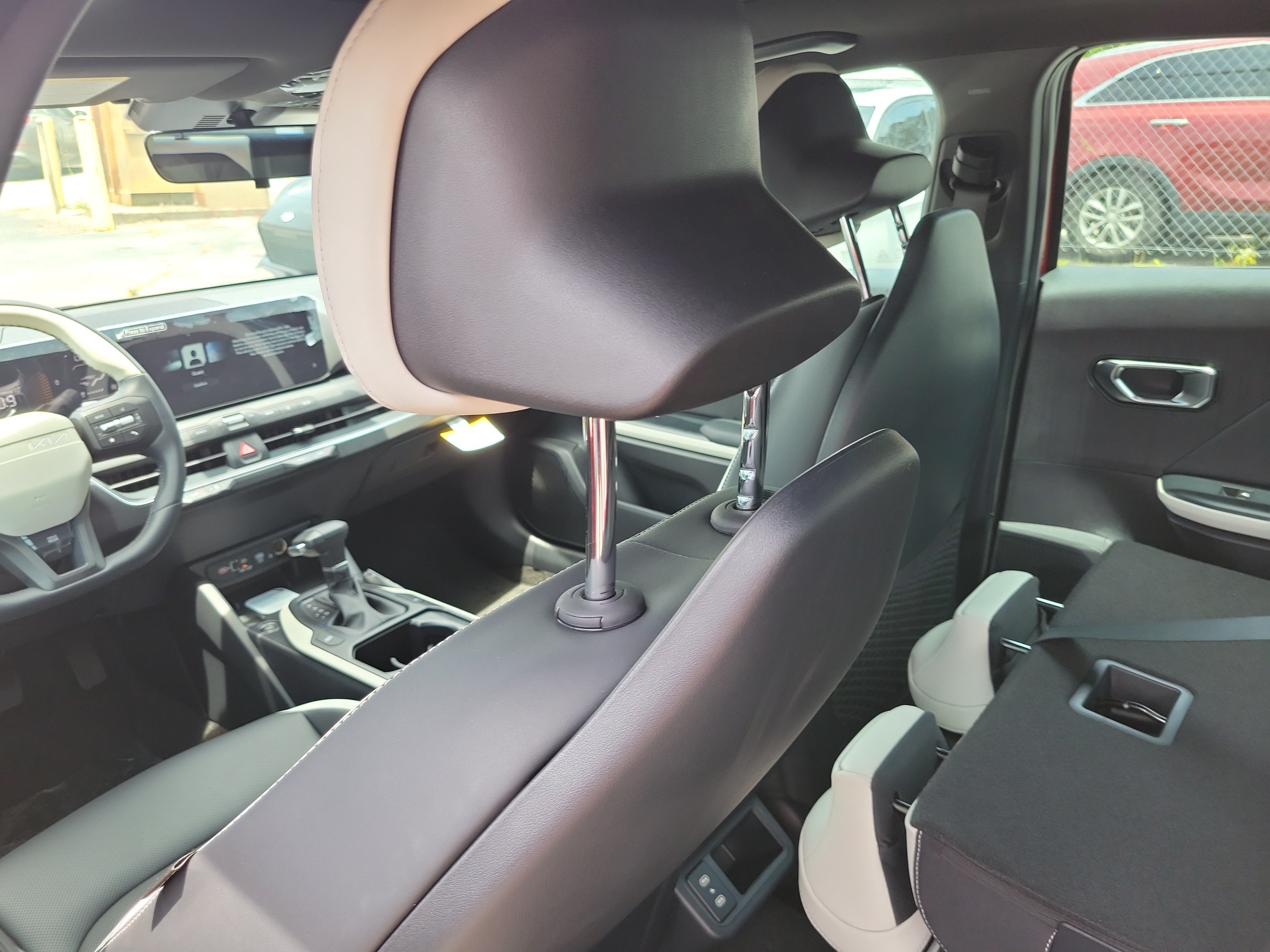 New 2026 Kia K4 GT-Line w/ GT-Line Sunroof Package FWD image 12