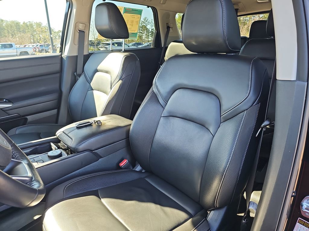 Used 2023 Nissan Pathfinder SL w/ SL Premium Package image 20