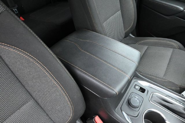Used 2020 Chevrolet Traverse LS FWD image 34