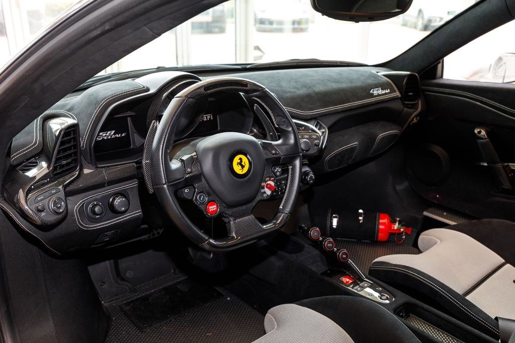 Used 2015 Ferrari 458 Speciale Coupe image 39