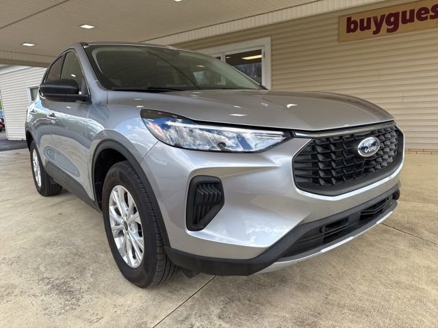 Used 2024 Ford Escape Active image 2