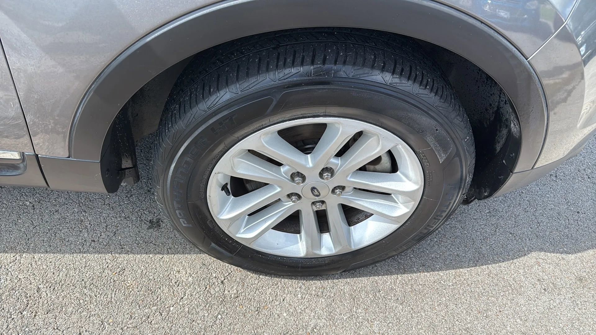 Used 2014 Ford Explorer XLT w/ Equipment Group 201A image 35