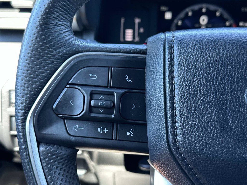 Used 2024 Toyota Tacoma SR5 AWD/4WD image 28