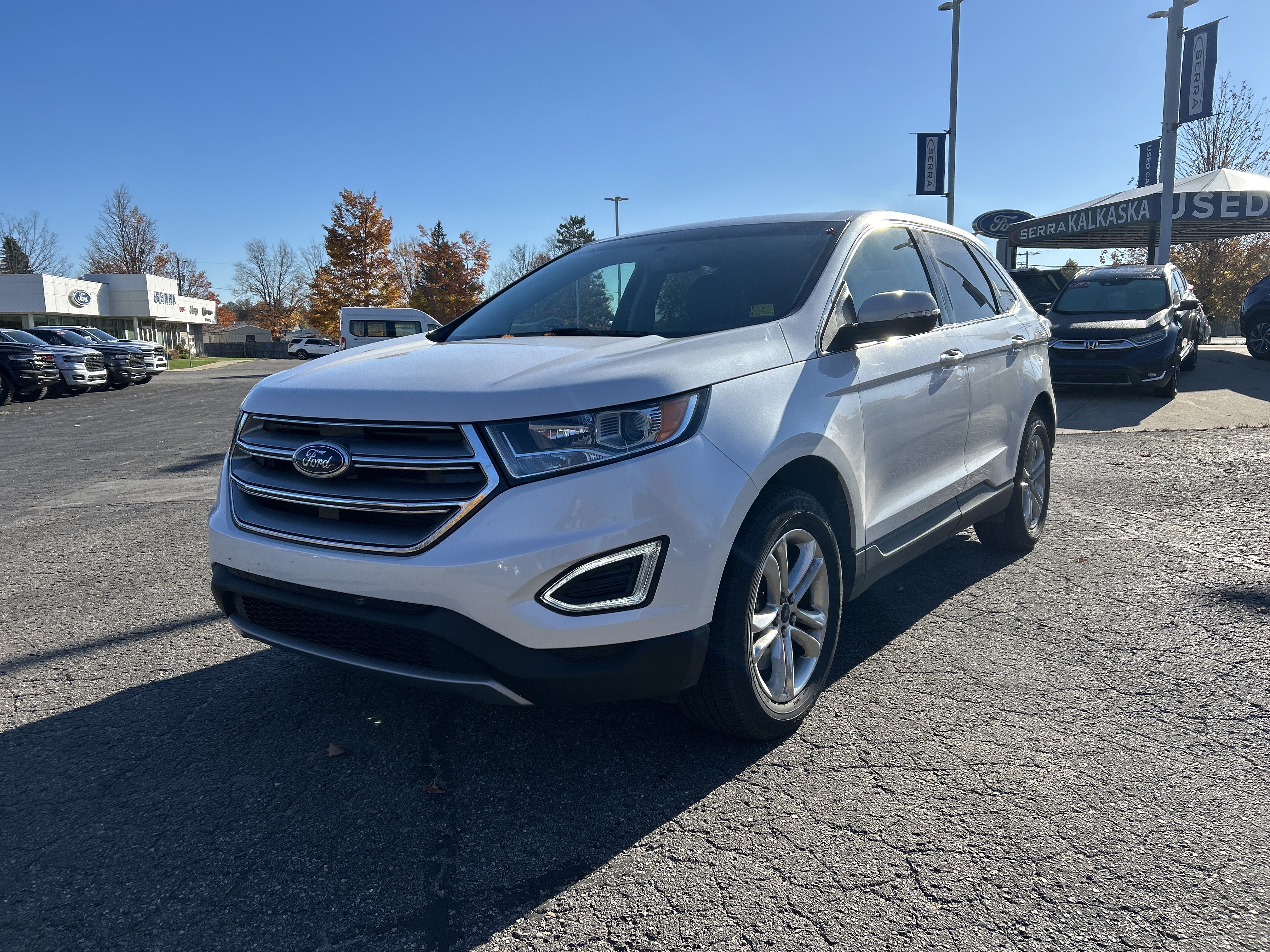 Used 2017 Ford Edge SEL w/ Equipment Group 201A AWD/4WD image 8