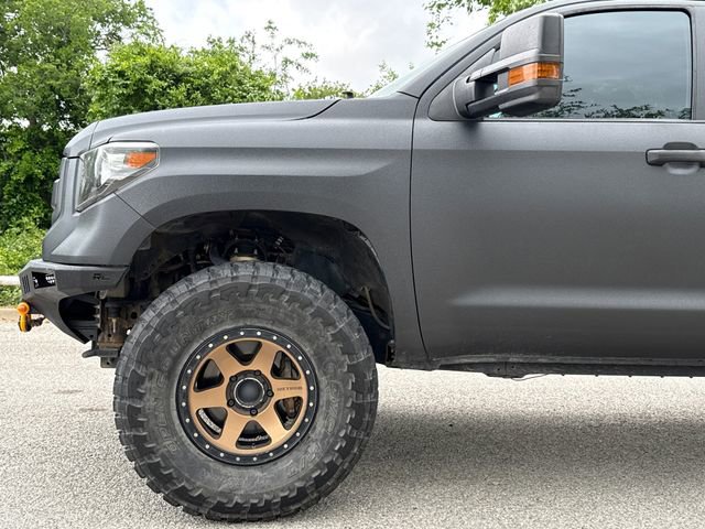 Used 2016 Toyota Tundra SR5 w/ SR5 Upgrade Package AWD/4WD image 5