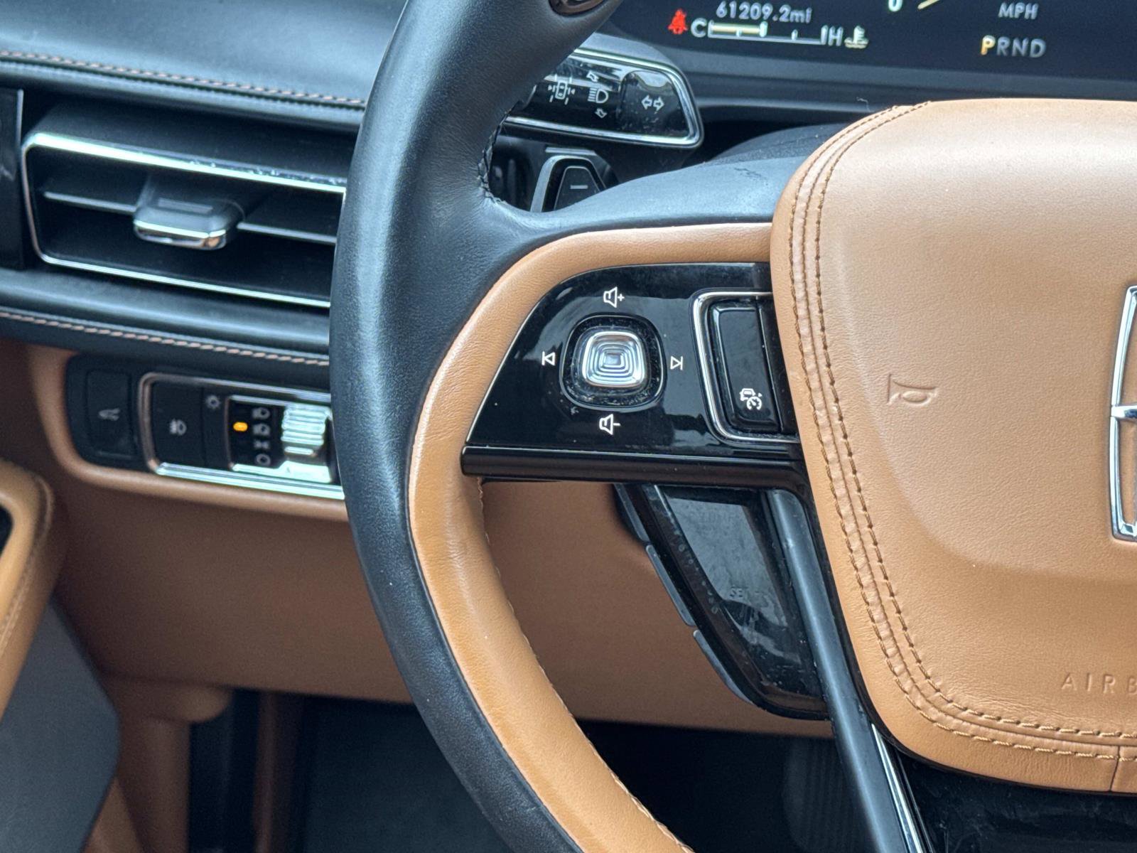 Used 2020 Lincoln Aviator Black Label w/ Dynamic Handling Package image 7