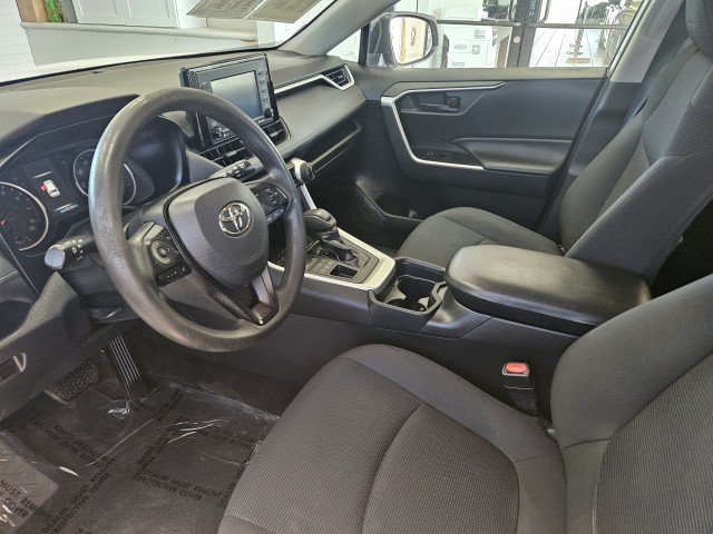 Used 2020 Toyota RAV4 LE w/ All Weather Liner Package AWD/4WD image 8