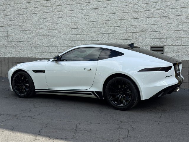 Used 2016 Jaguar F-TYPE Coupe RWD image 2
