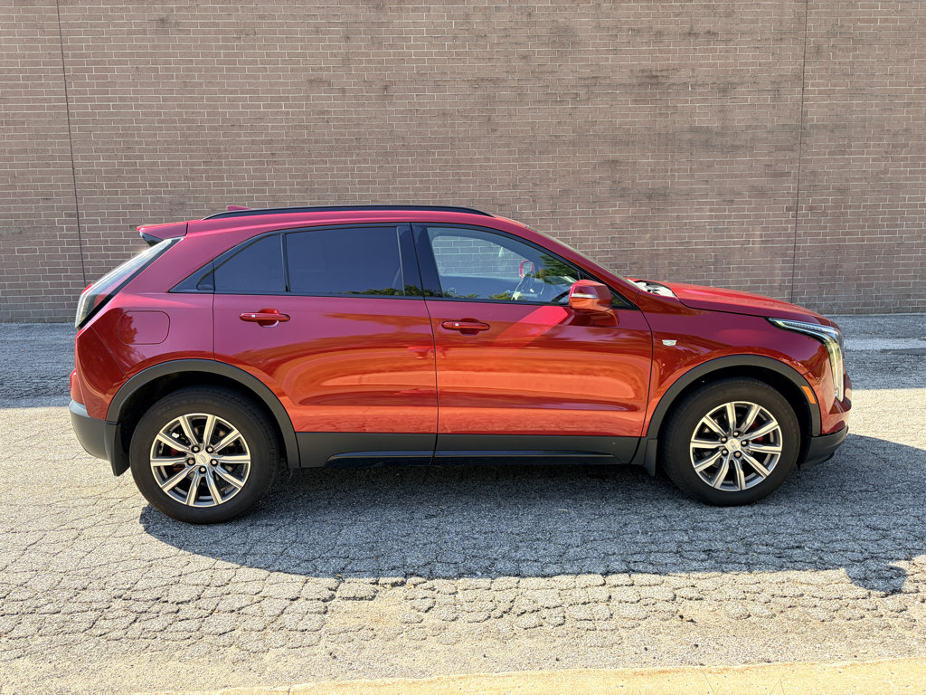 Used 2021 Cadillac XT4 Sport w/ Sun And Sound Package AWD/4WD image 6