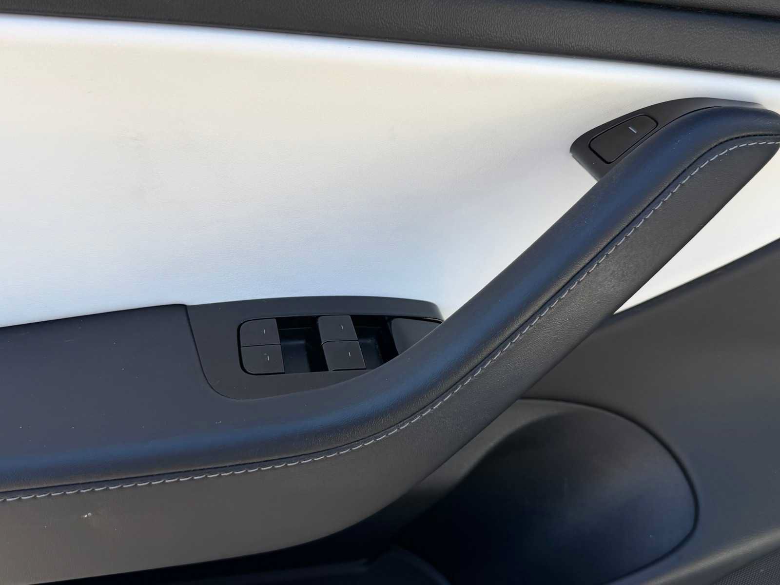 Used 2020 Tesla Model 3 Long Range AWD/4WD image 14