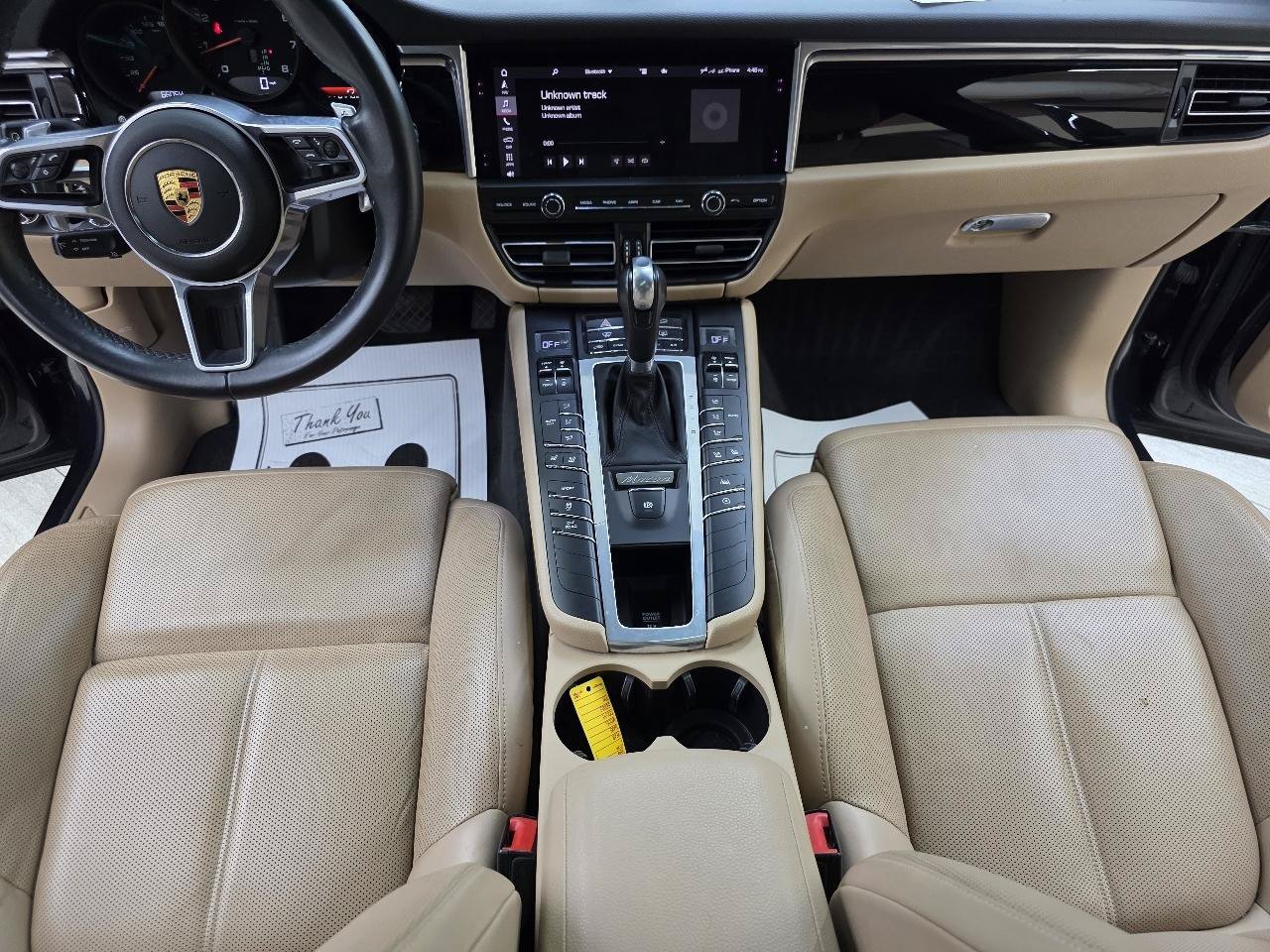 Used 2021 Porsche Macan AWD/4WD image 32