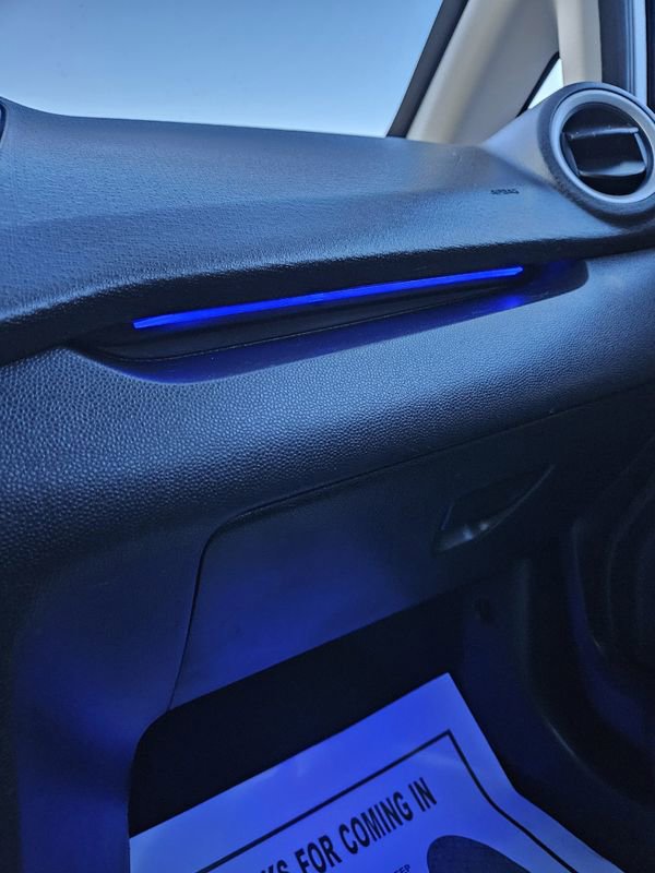 Used 2012 Ford Fiesta SE image 15