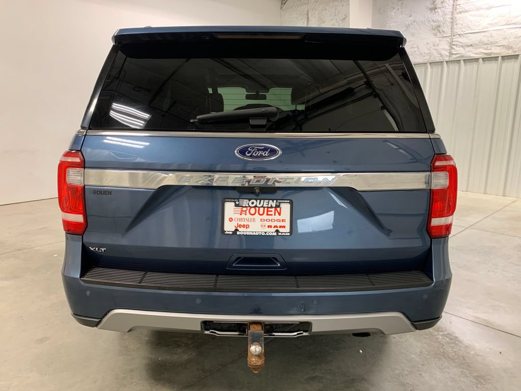 Used 2018 Ford Expedition XLT w/ Equipment Group 201A AWD/4WD image 6