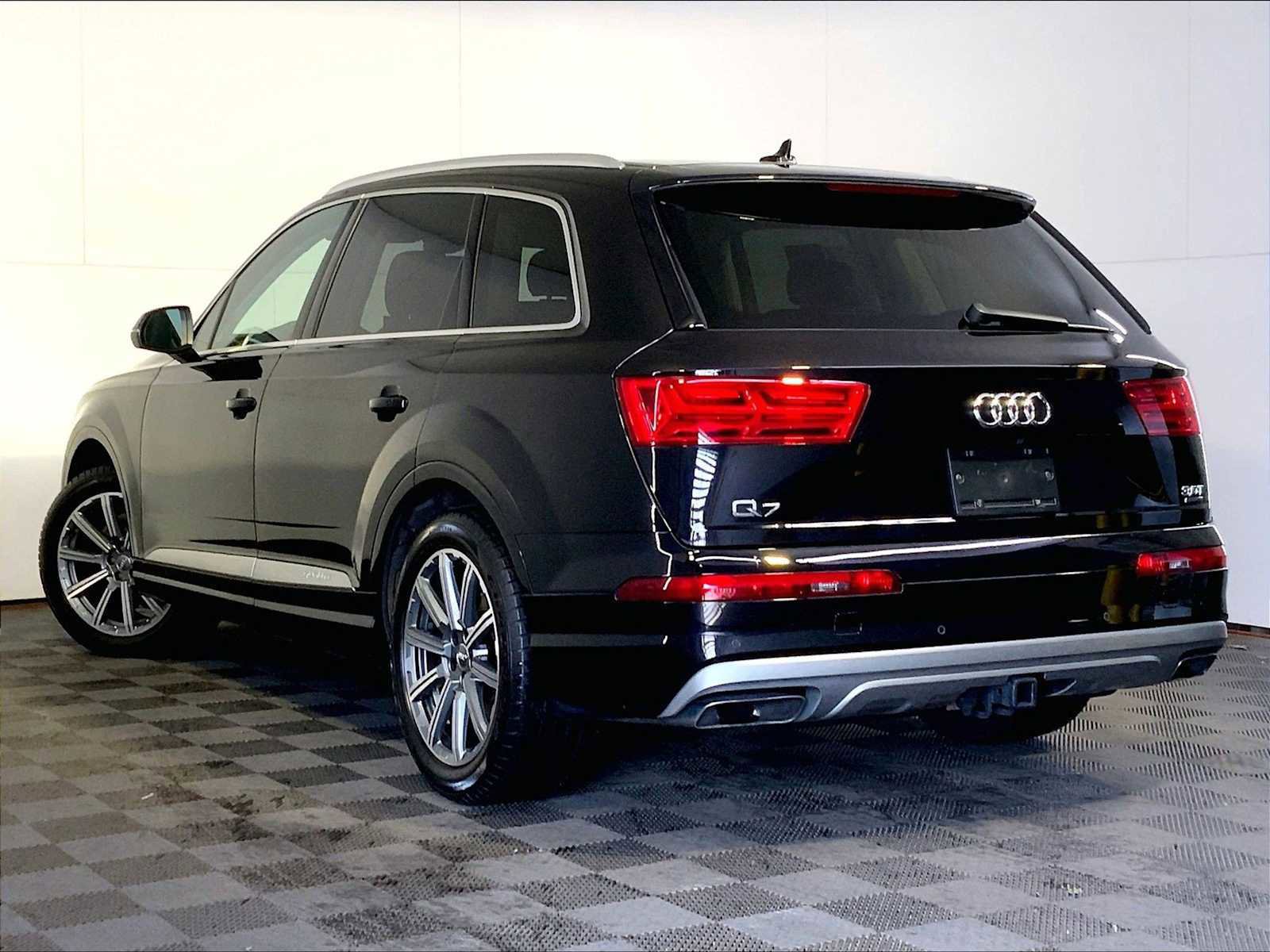 Used 2018 Audi Q7 3.0T Premium Plus AWD/4WD image 3