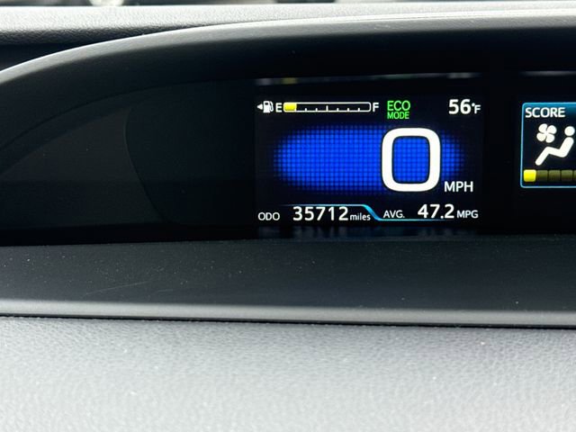Used 2018 Toyota Prius Three Touring FWD image 17