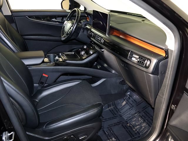 Used 2023 Lincoln Nautilus Reserve w/ Luxury Package AWD/4WD image 34