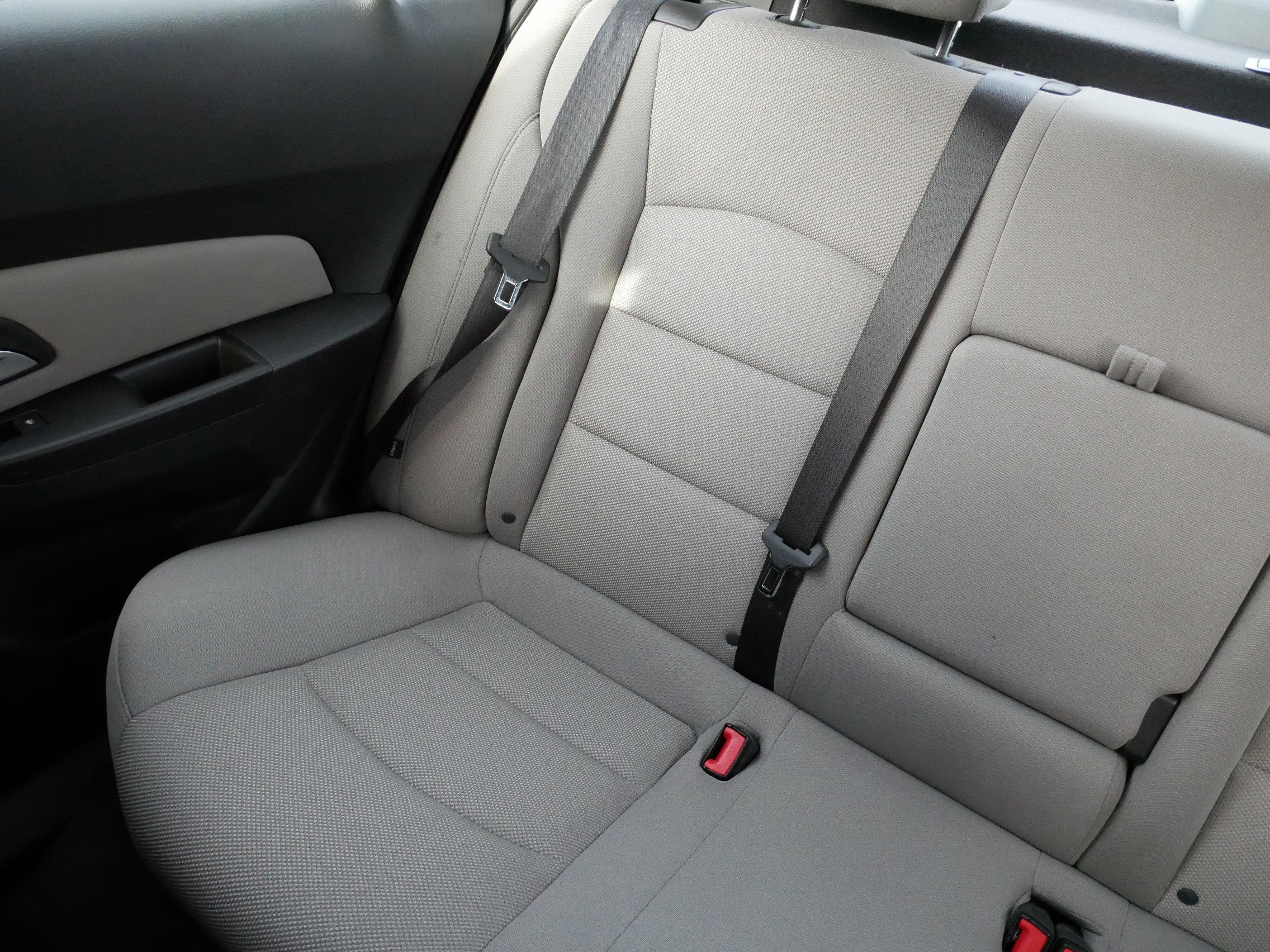 Used 2015 Chevrolet Cruze LT image 13