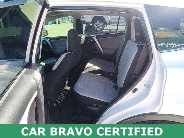 Used 2018 Toyota RAV4 XLE image 21