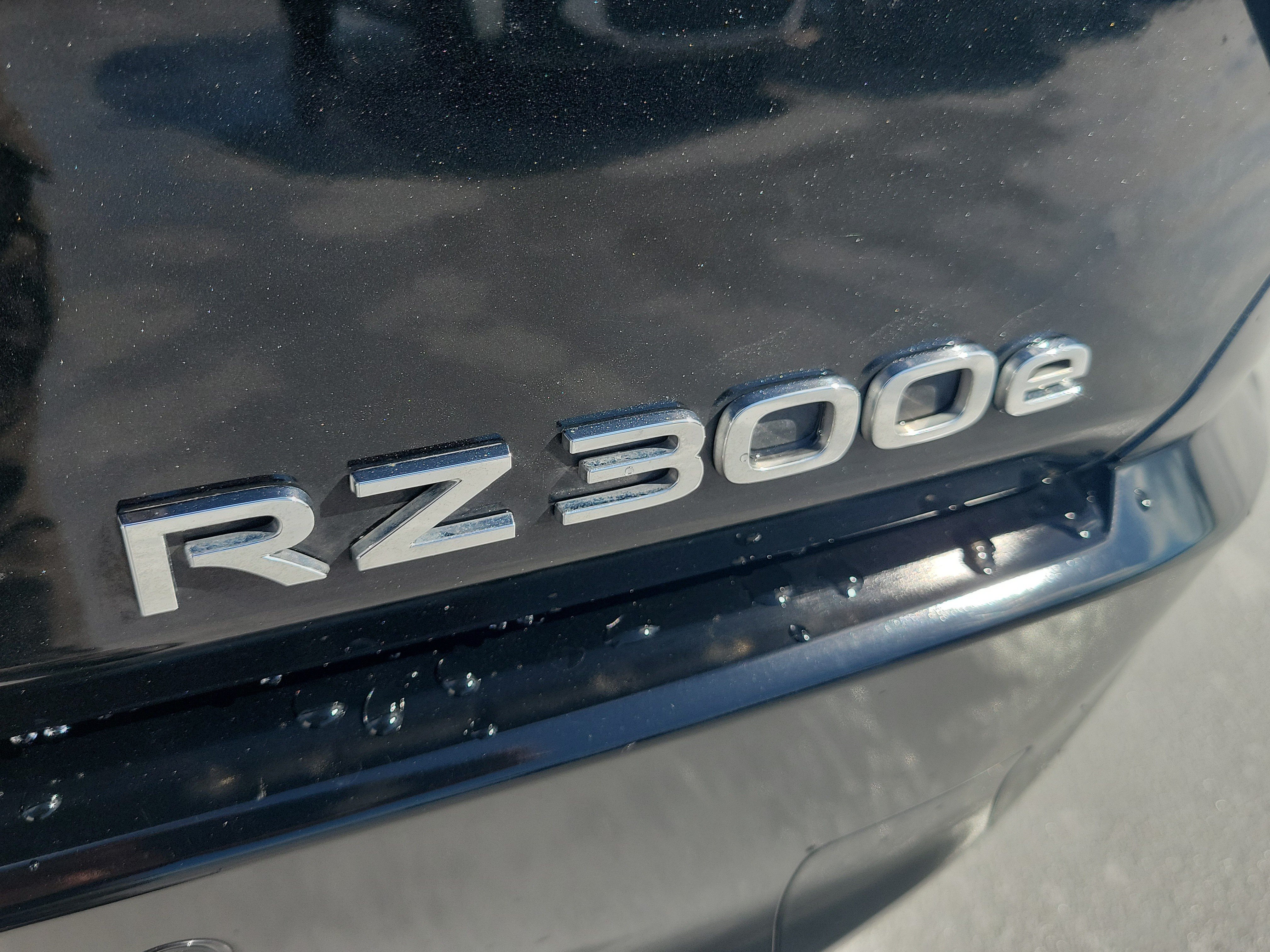 Used 2024 Lexus RZ 300e Premium w/ Accessory Package (Z1) FWD image 8