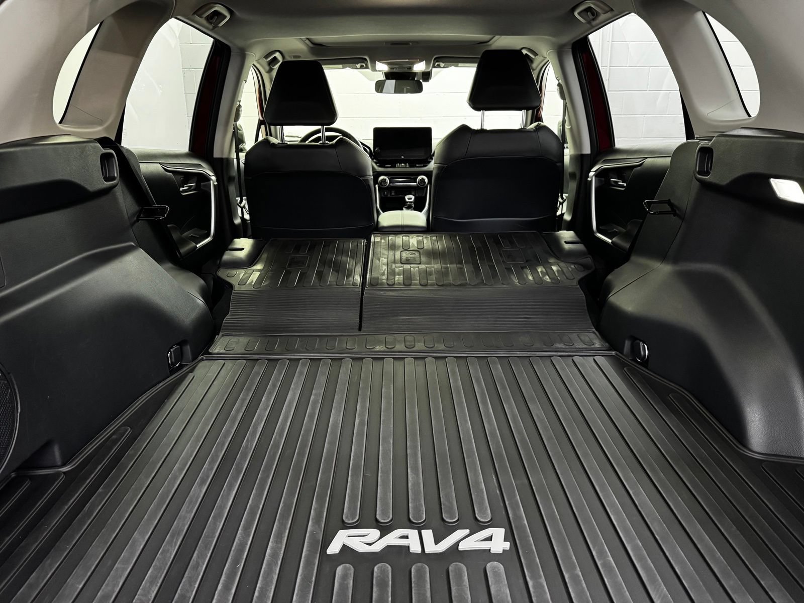 Used 2024 Toyota RAV4 XLE Premium w/ Weather Package AWD/4WD image 40