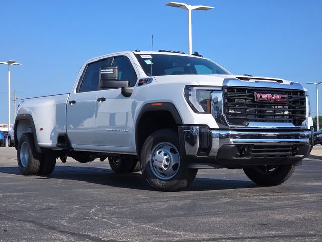 New 2026 GMC Sierra 3500 Pro AWD/4WD image 2
