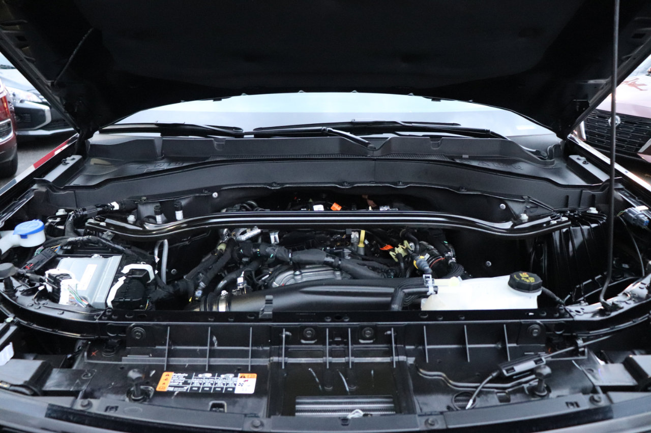 Used 2025 Ford Explorer ST-Line image 58