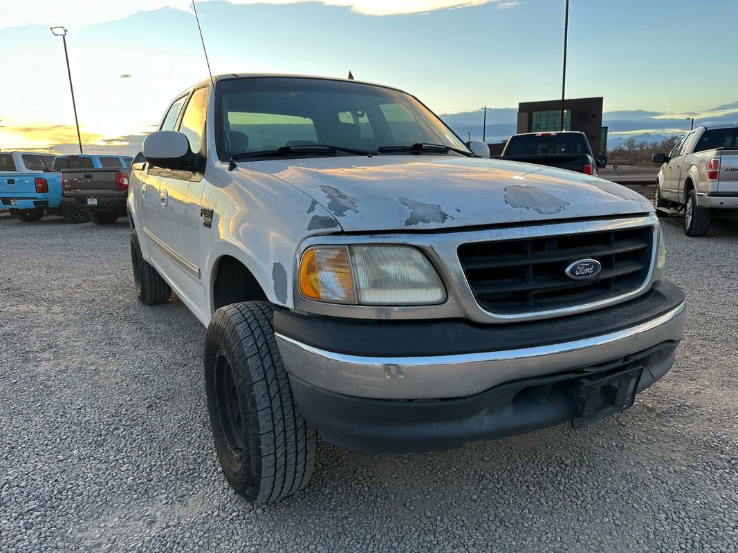 Used 2001 Ford F150 XLT image 2