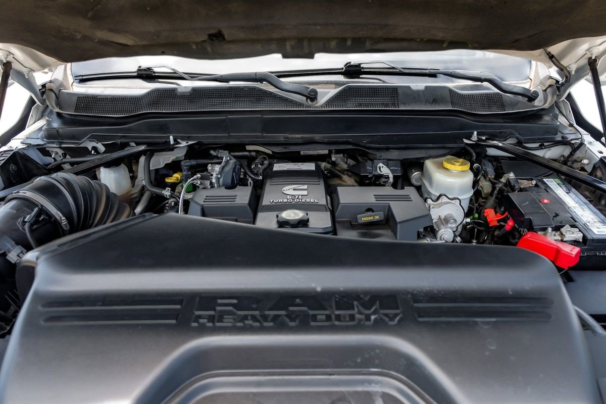 Used 2019 RAM 2500 Laramie AWD/4WD image 46