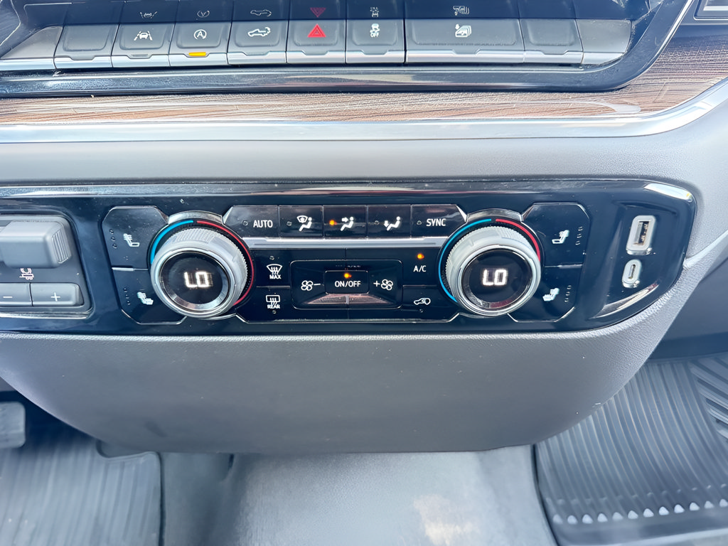 Used 2025 Chevrolet Silverado 1500 LT AWD/4WD image 26