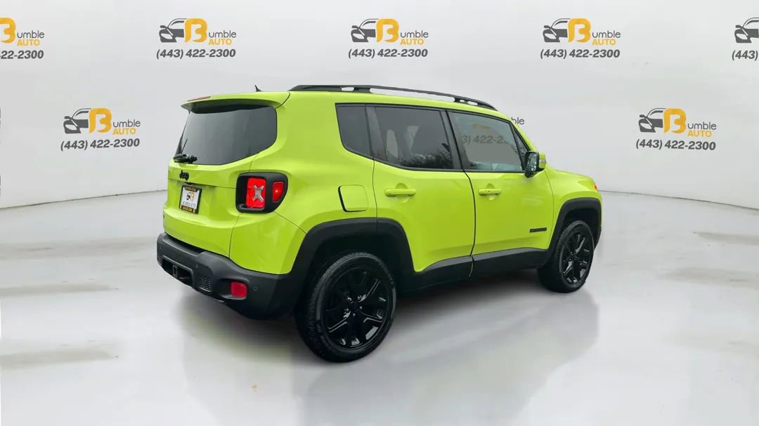 Used 2017 Jeep Renegade Altitude AWD/4WD image 5