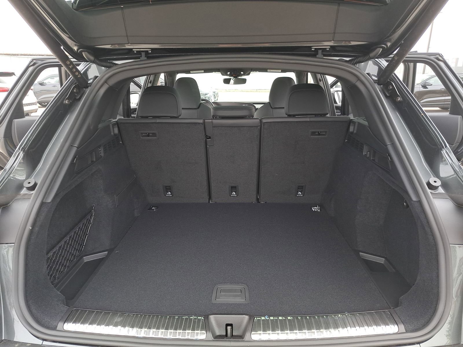 New 2025 Audi SQ5 Premium Plus AWD/4WD image 12
