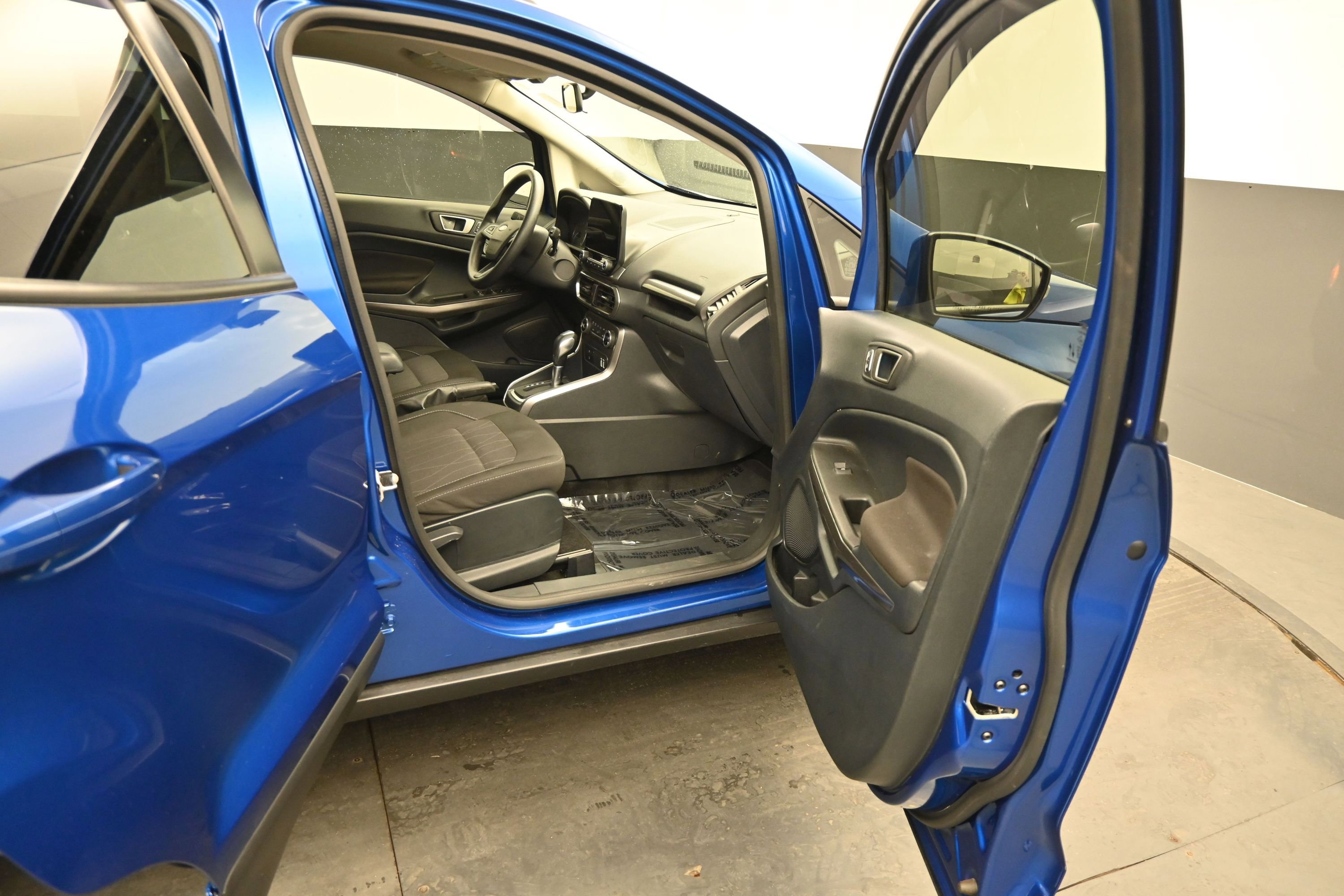 Used 2021 Ford EcoSport SE w/ SE Convenience Package FWD image 13