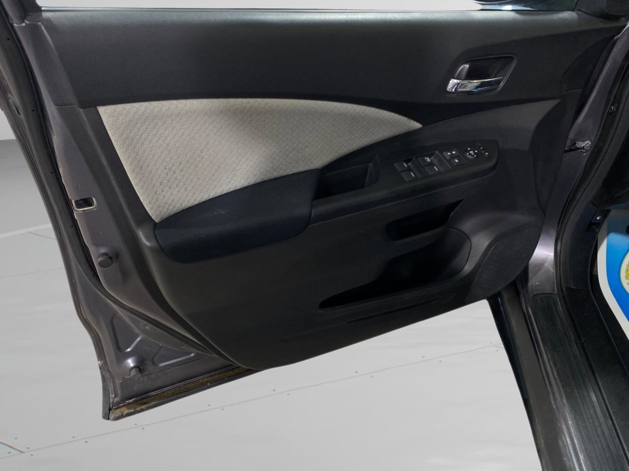 Used 2015 Honda CR-V EX image 17