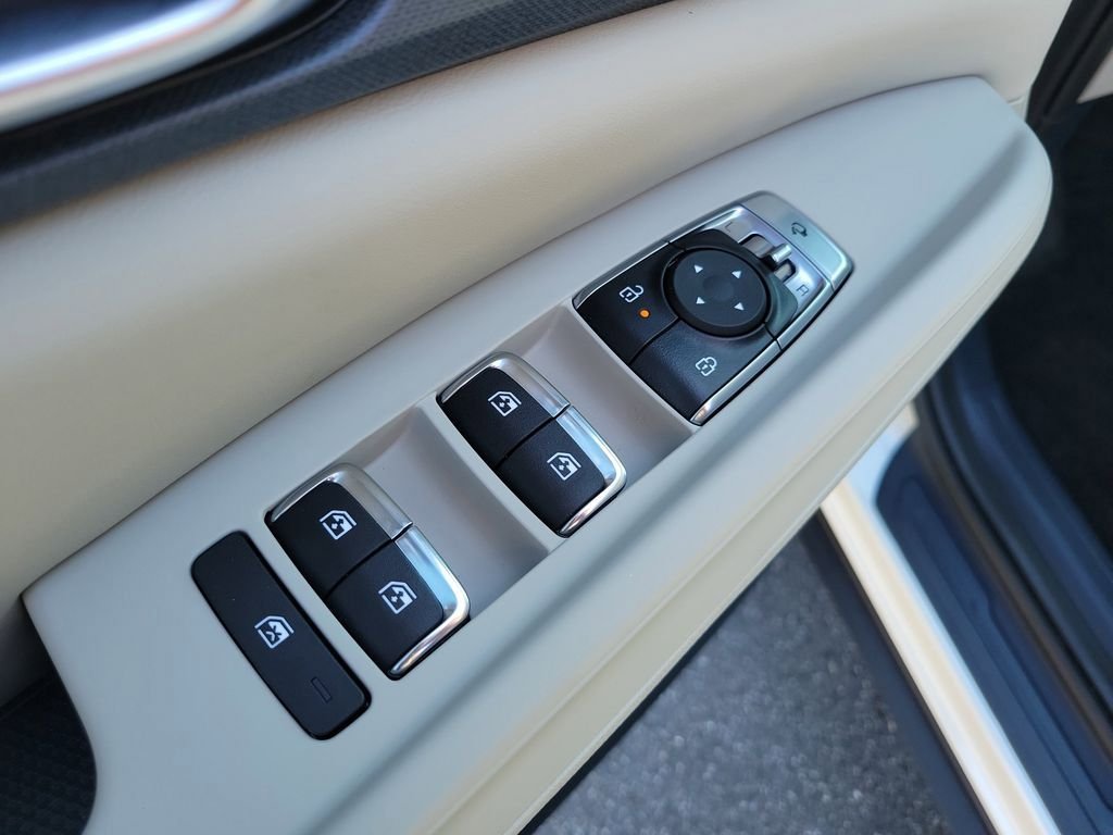 New 2026 Kia Carnival EX FWD image 21