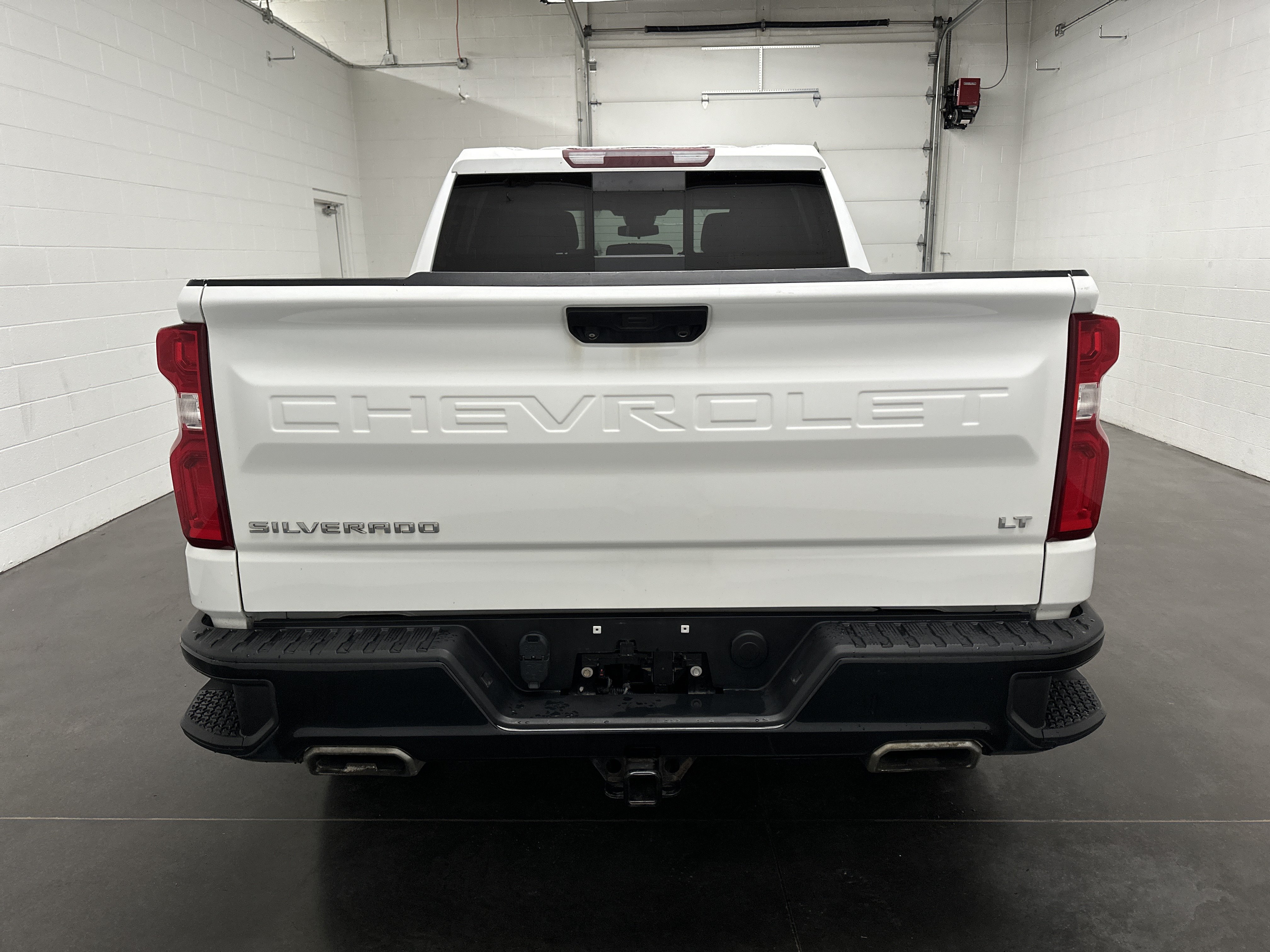 Used 2022 Chevrolet Silverado 1500 LT Trail Boss w/ Convenience Package II AWD/4WD image 8