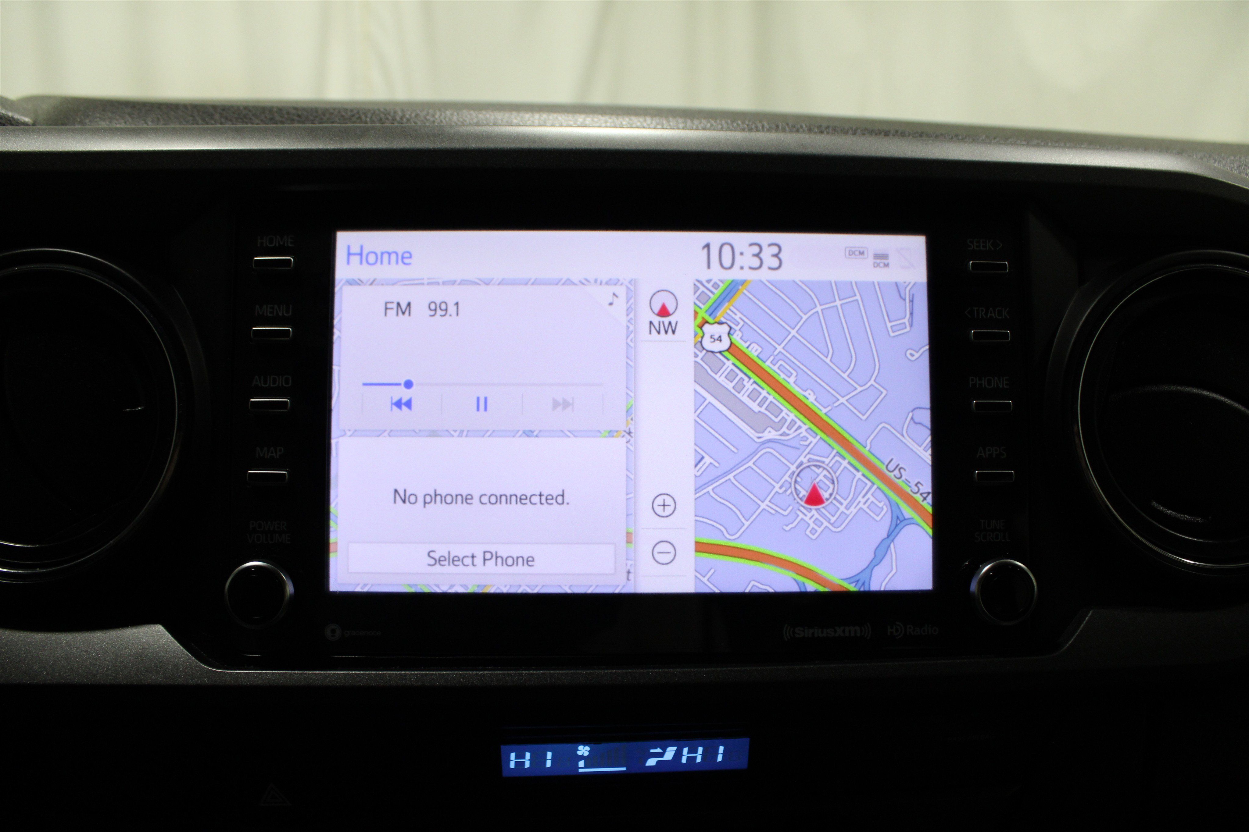 Used 2023 Toyota Tacoma TRD Off-Road w/ Technology Package image 15