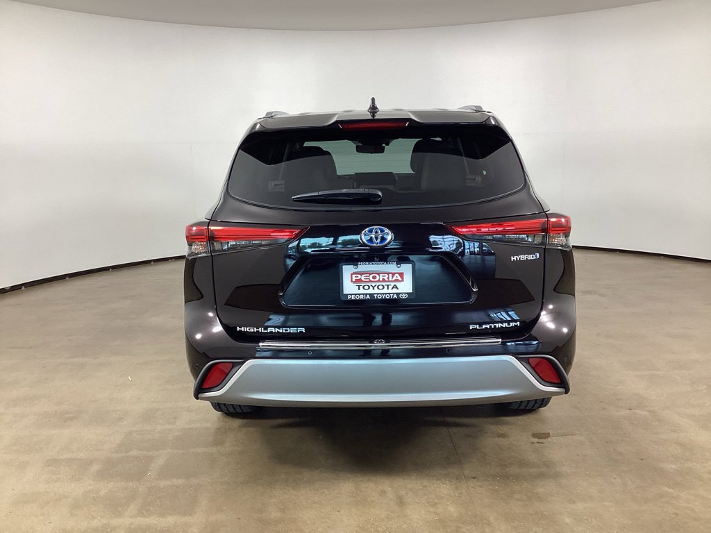Used 2021 Toyota Highlander Platinum AWD/4WD image 6