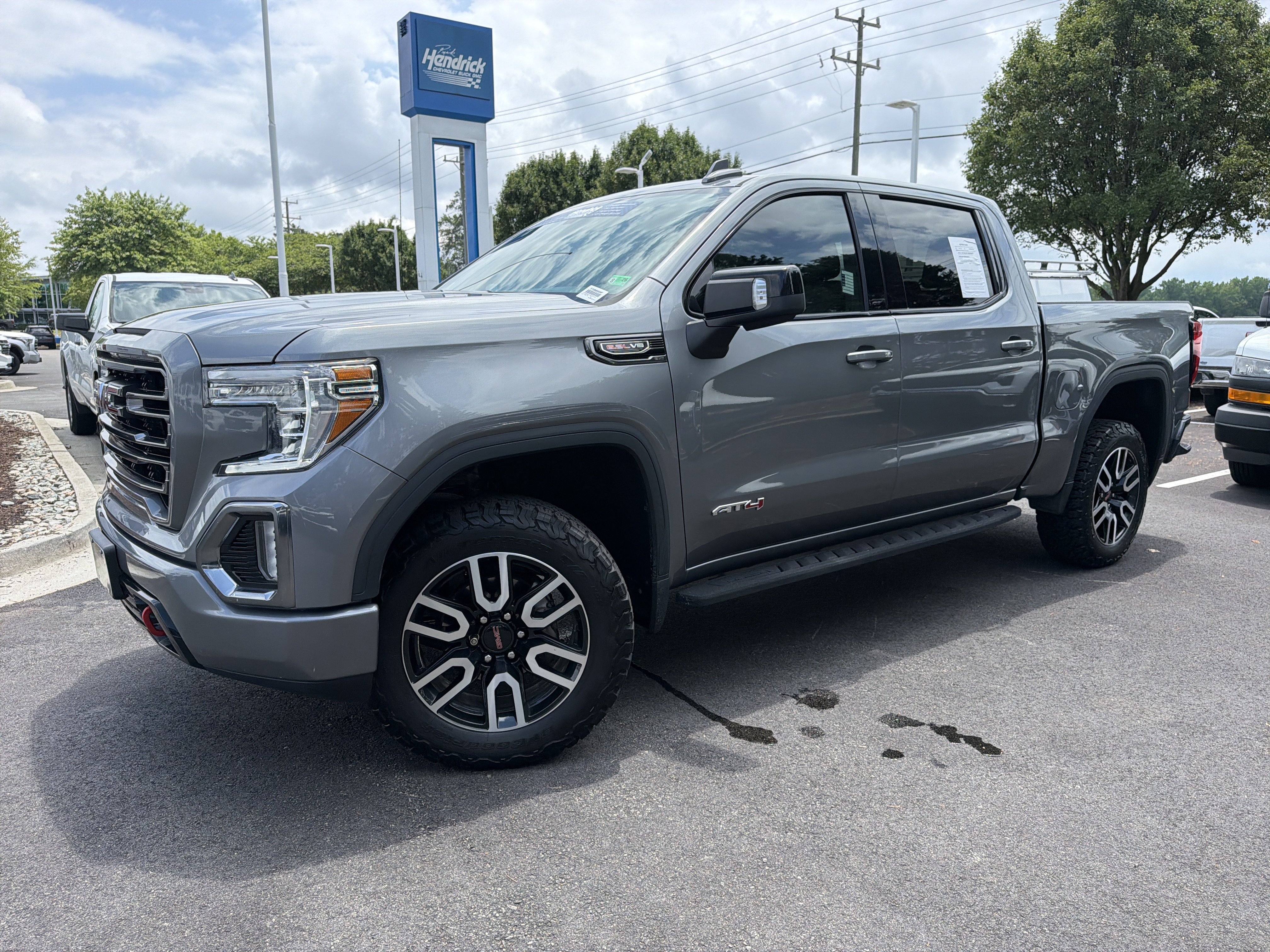 Used 2021 GMC Sierra 1500 AT4 AWD/4WD image 5
