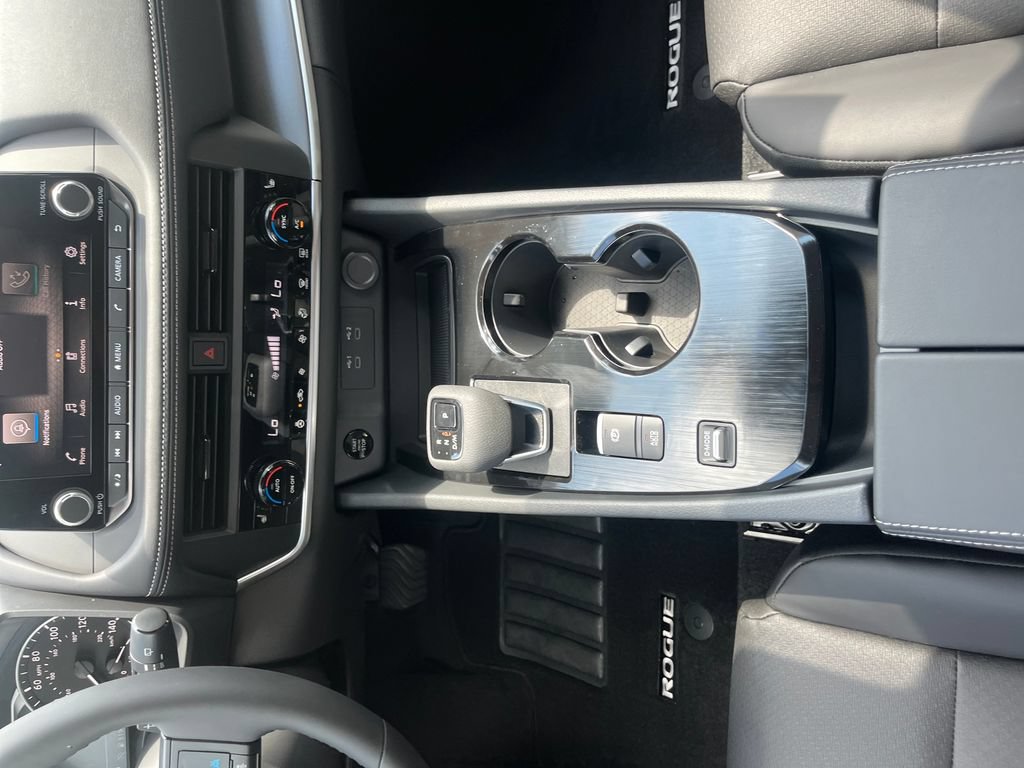 New 2026 Nissan Rogue Dark Armor FWD image 28