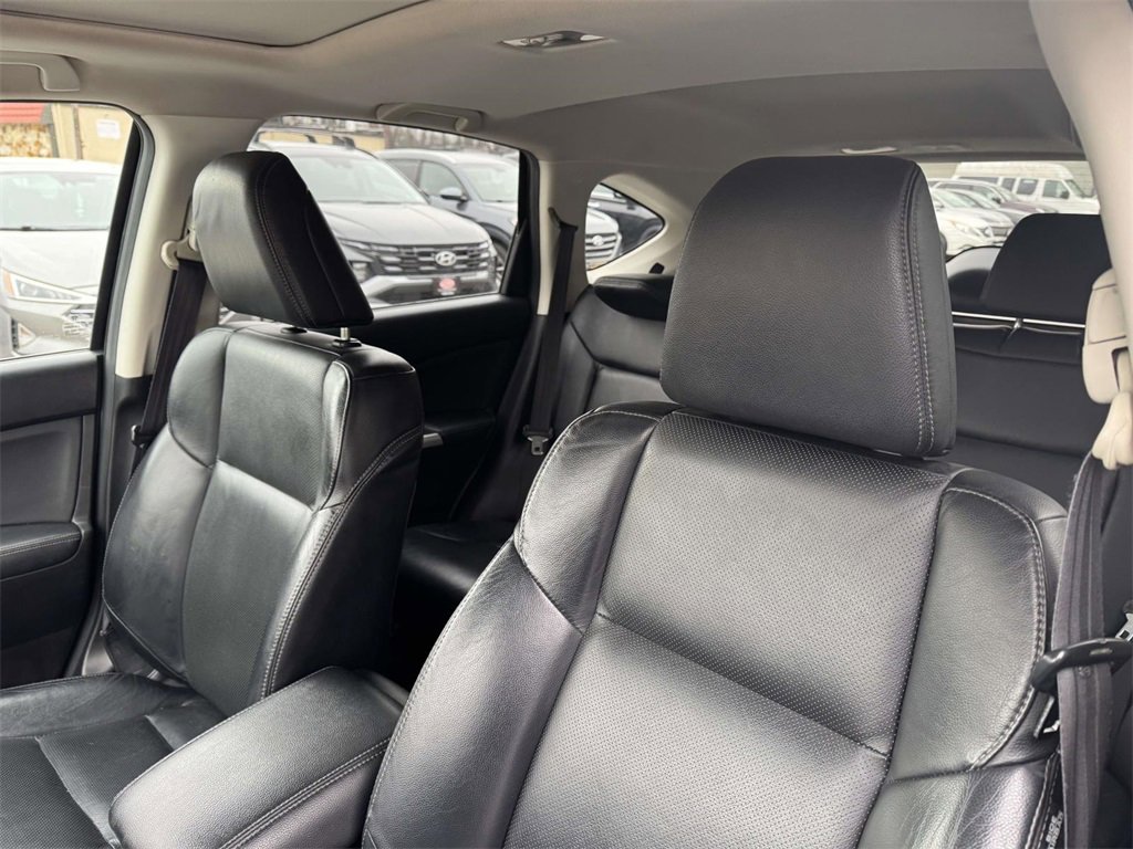 Used 2016 Honda CR-V Touring image 16
