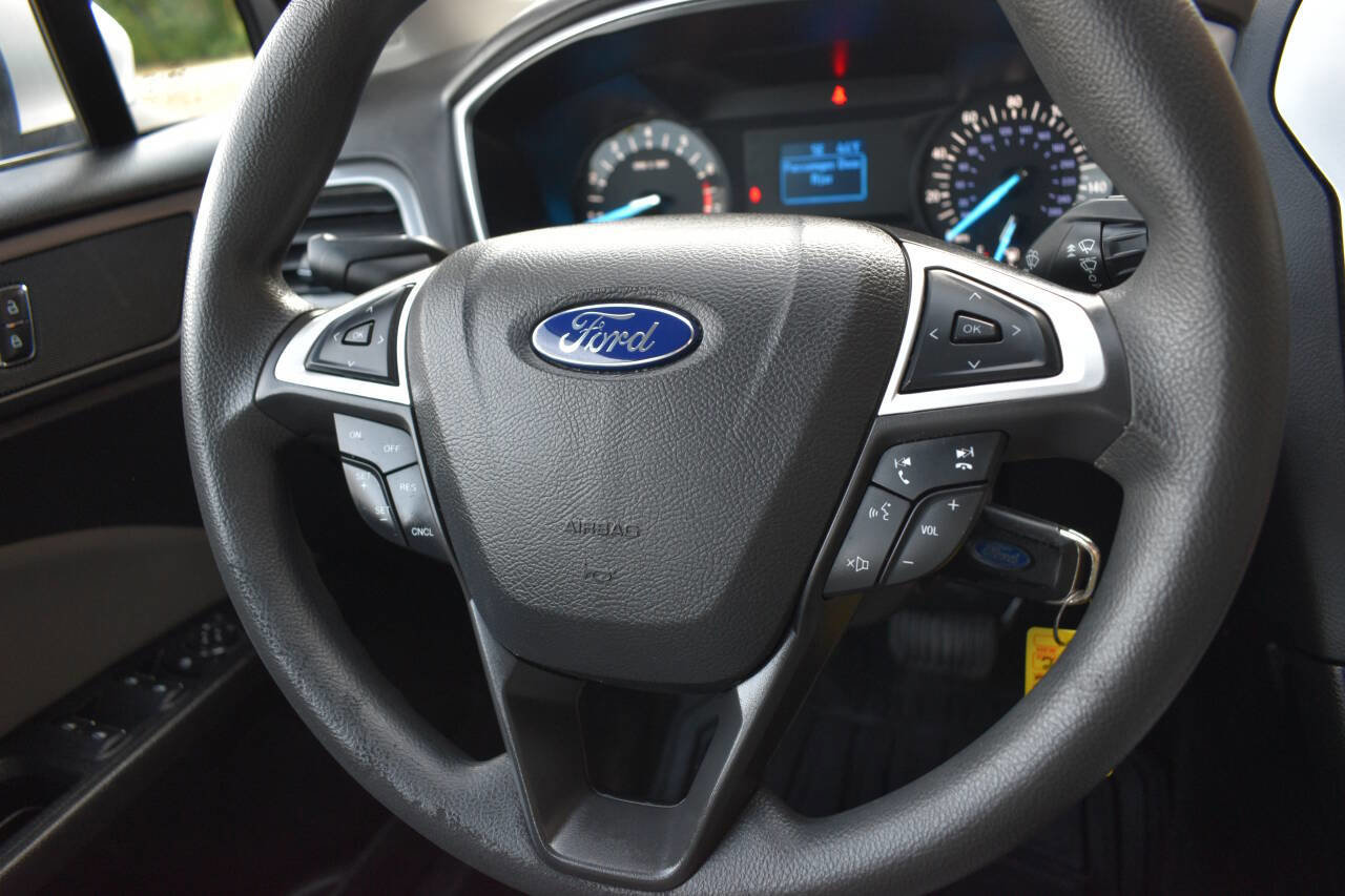 Used 2016 Ford Fusion S image 23