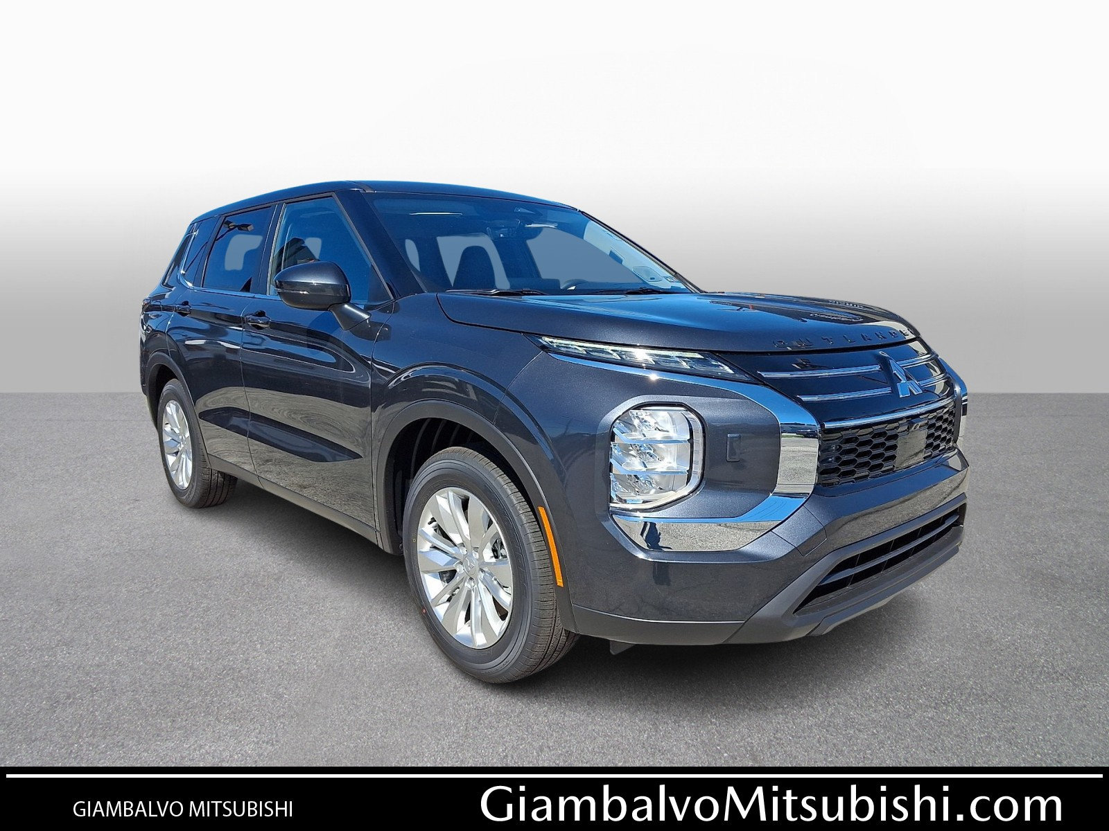 New 2026 Mitsubishi Outlander ES