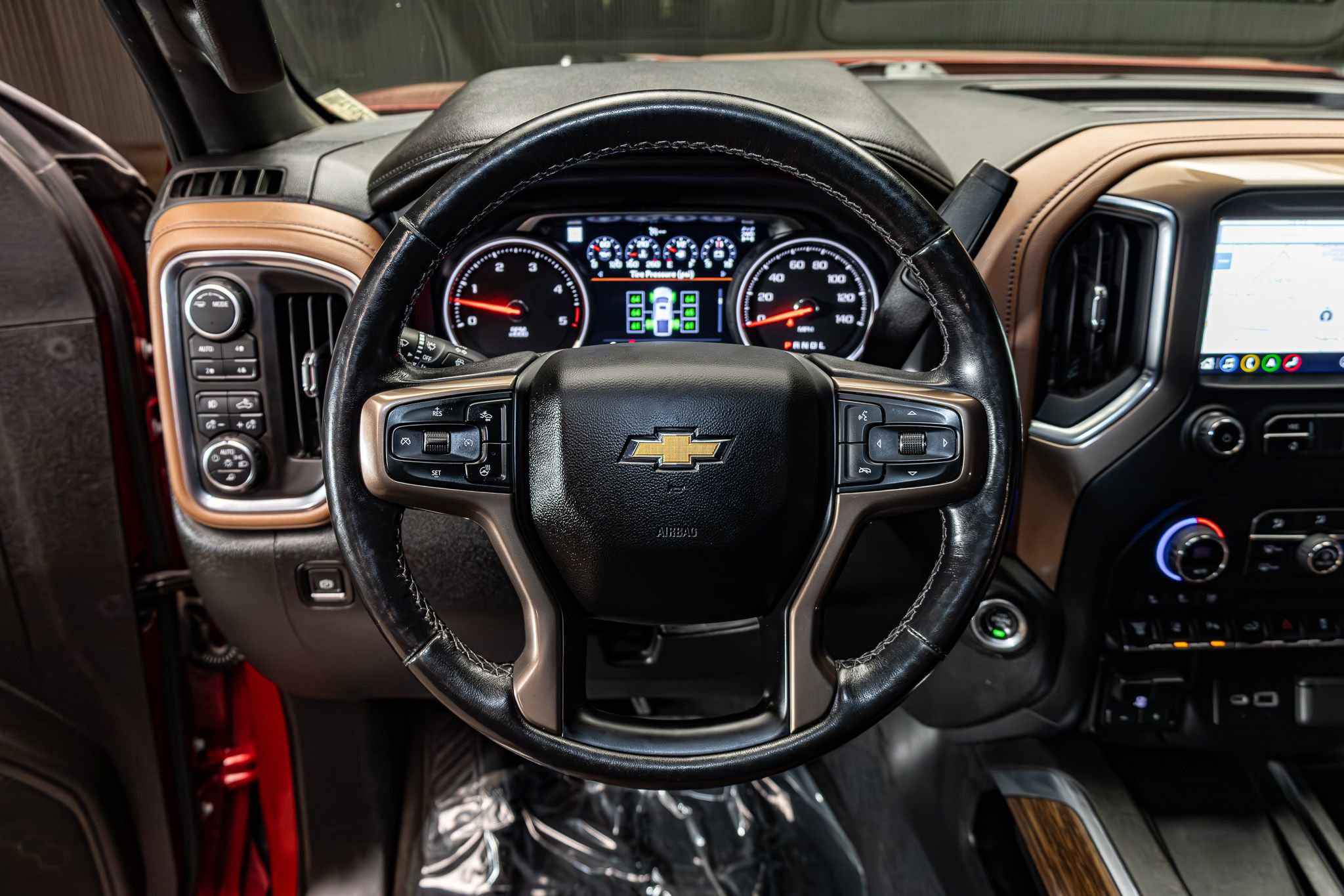Used 2022 Chevrolet Silverado 3500 High Country w/ LPO, Hitch Package AWD/4WD image 17
