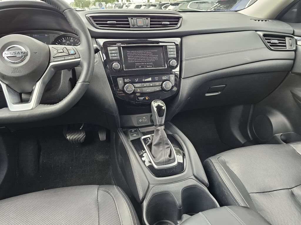 Used 2020 Nissan Rogue SL w/ Premium Package FWD image 14