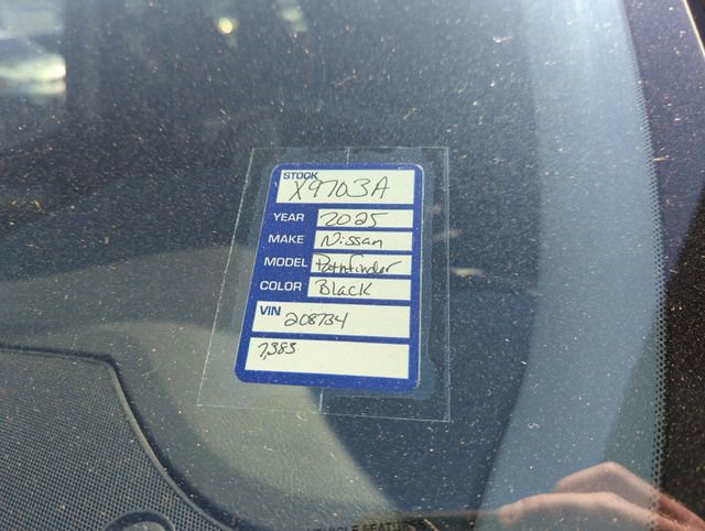 Certified 2025 Nissan Pathfinder SV image 6