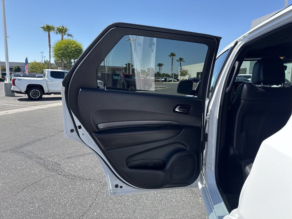 Used 2025 Dodge Durango GT AWD/4WD image 16