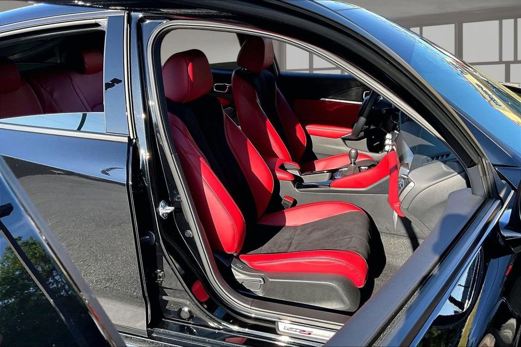 Certified 2025 Acura Integra Type S FWD image 7